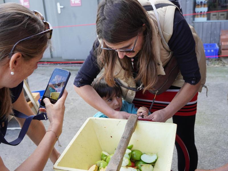 Mosten und Dokumentieren.JPG